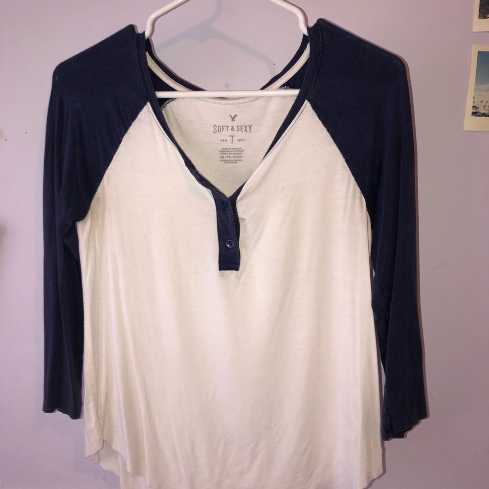 Long sleeve t